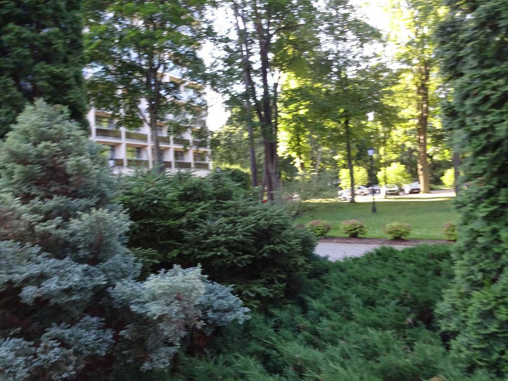 Resort - Rehabilitation Center Sanatorium Belorusija Jūrkalne Εξωτερικό φωτογραφία